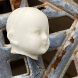 ‘Marco’s Tiny Head“